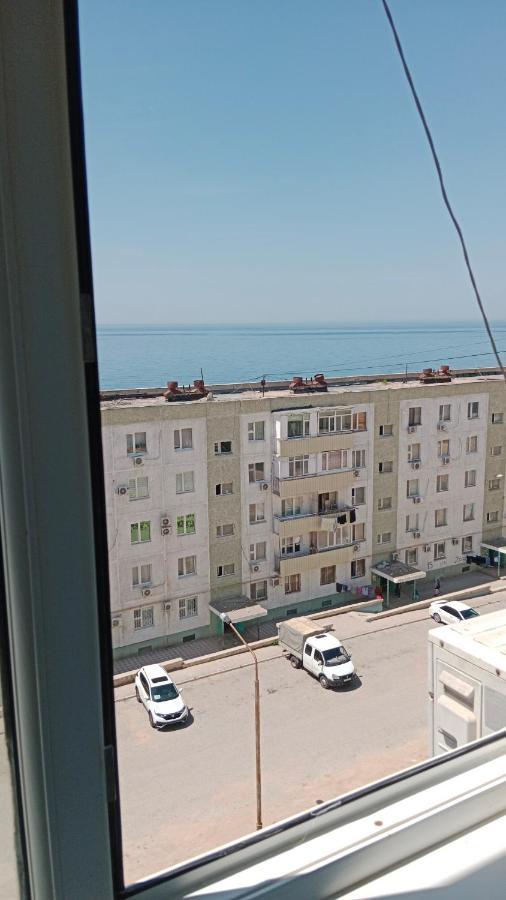 Трехкомнатные Апартаменты В 15 Микрорайоне С Видом На Каспийское Море И Возле Моря Aktau  Zewnętrze zdjęcie